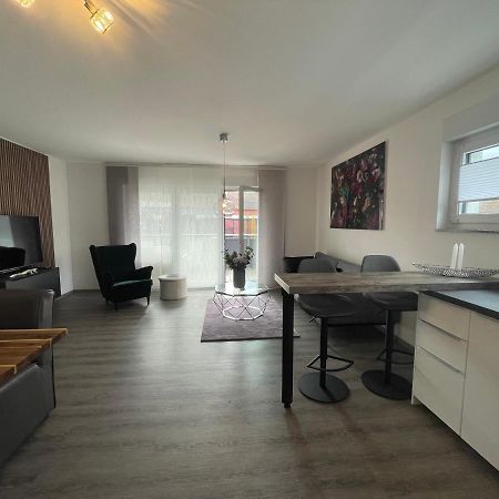Exklusive Wohnung Zentral Mit Grossem Balkon 罗斯海姆 外观 照片