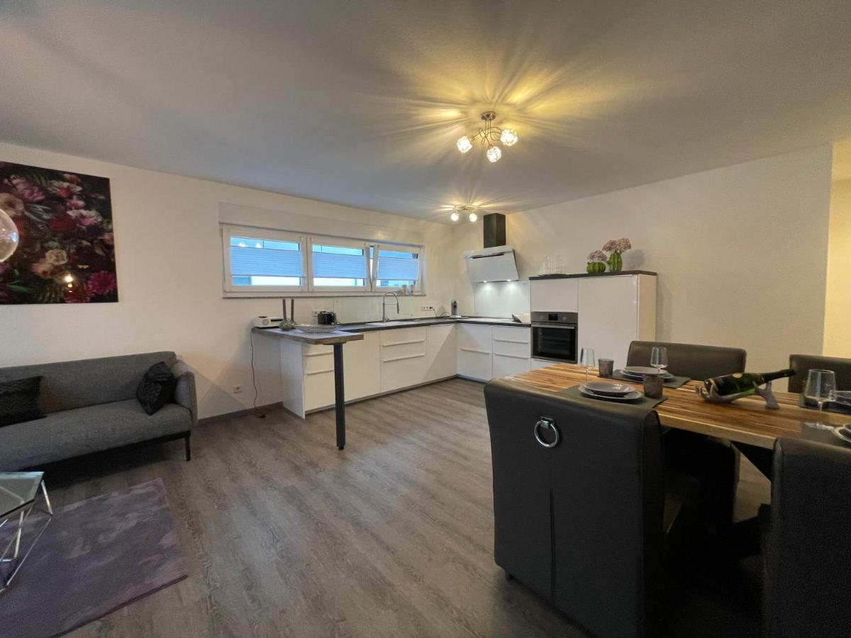 Exklusive Wohnung Zentral Mit Grossem Balkon 罗斯海姆 外观 照片